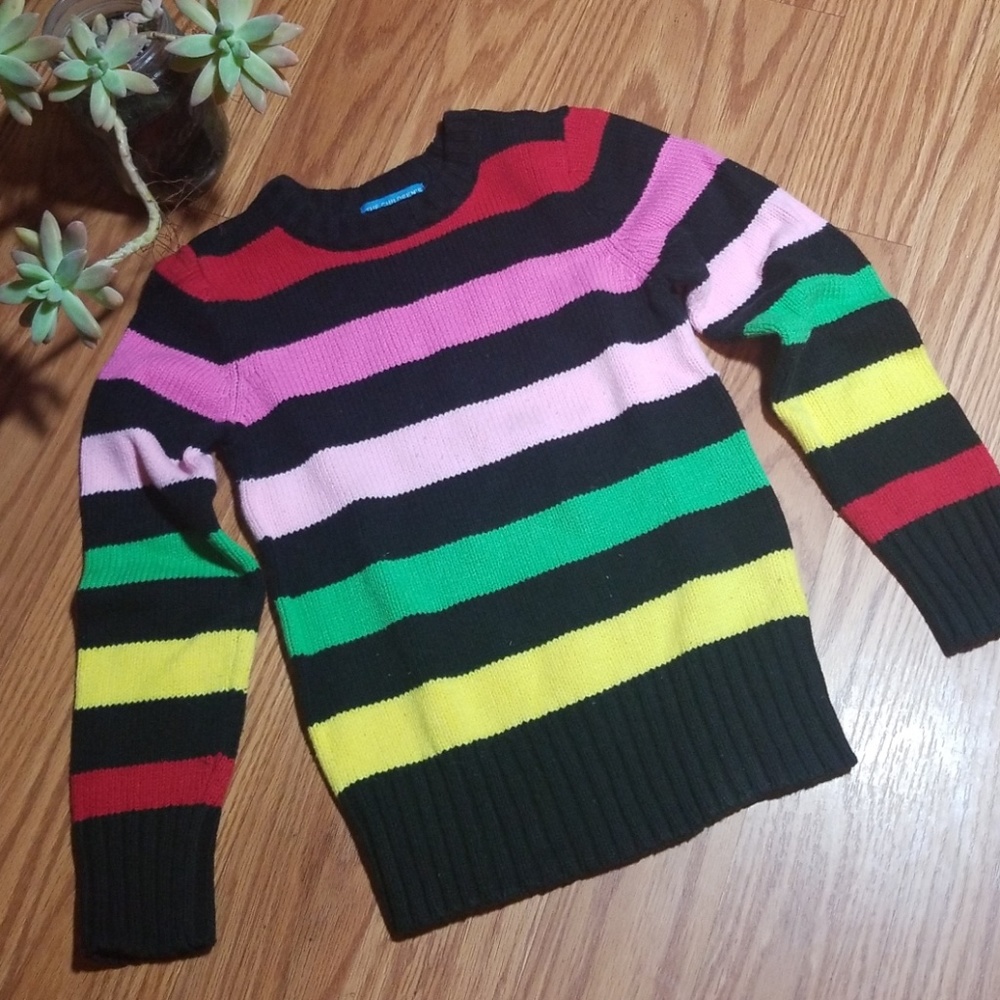 Children place sweater, like new ,size 5/6